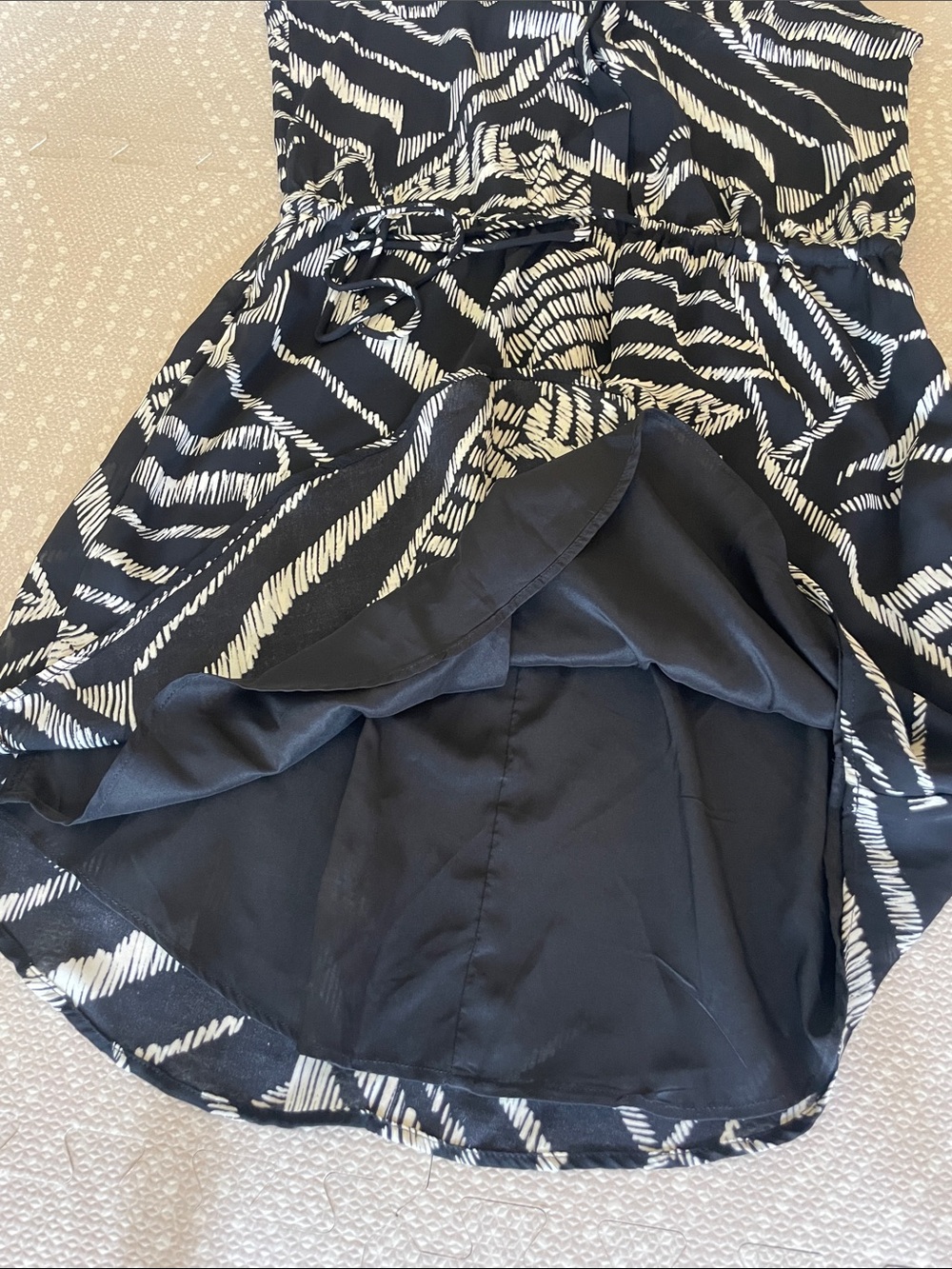 GAP Black and White Patterned Sleeveless Dress Fully Lined Size Medium Tall NWT - Picture 7 of 8